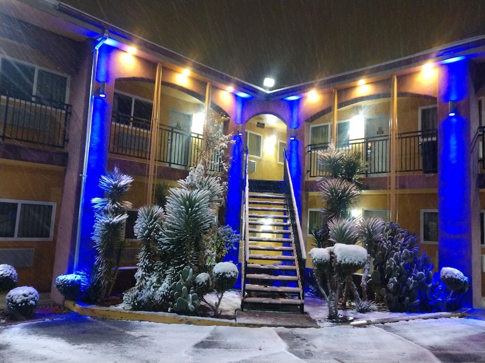 Rodeway Inn Albuquerque Downtown On Rt 66 Εξωτερικό φωτογραφία