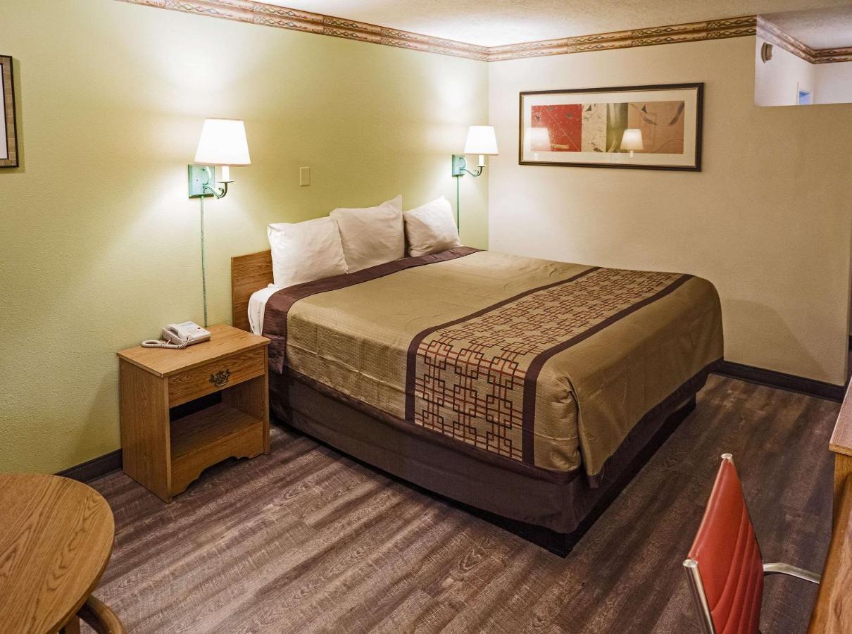 Rodeway Inn Albuquerque Downtown On Rt 66 Εξωτερικό φωτογραφία