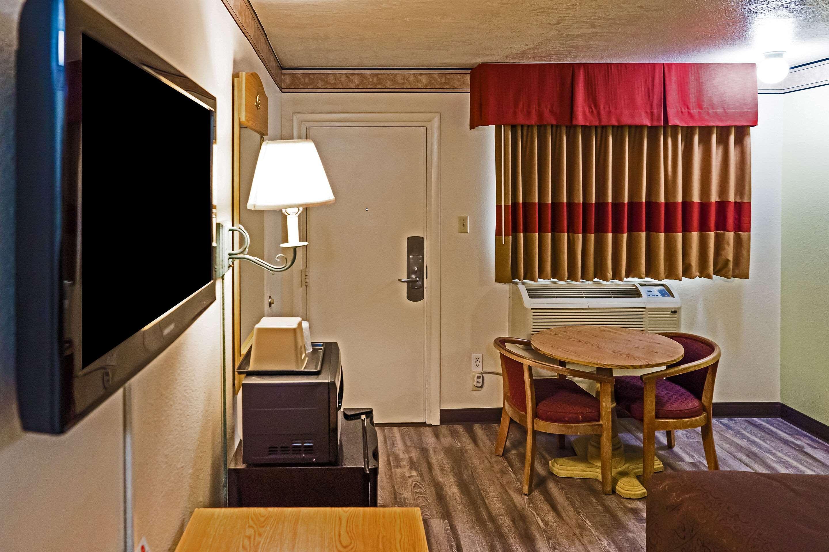 Rodeway Inn Albuquerque Downtown On Rt 66 Εξωτερικό φωτογραφία