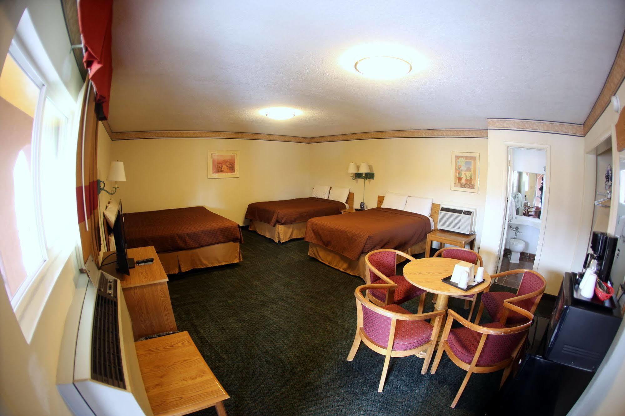 Rodeway Inn Albuquerque Downtown On Rt 66 Εξωτερικό φωτογραφία